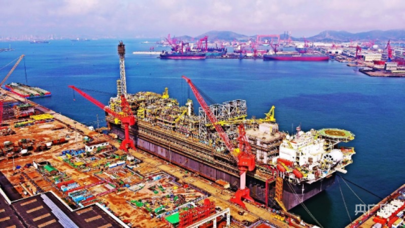 海西湾船舶海工产业基地(央广网发 王伟 摄)